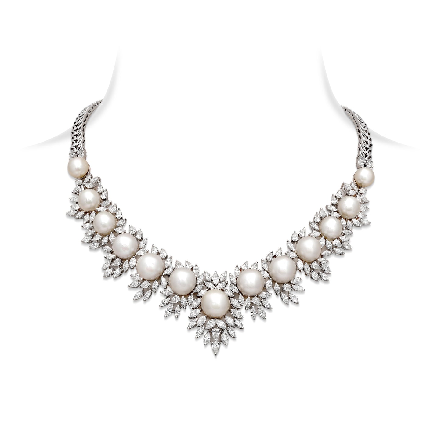 Pearl and Diamond Wreath Necklace